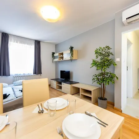 Corvin District Apartmán *